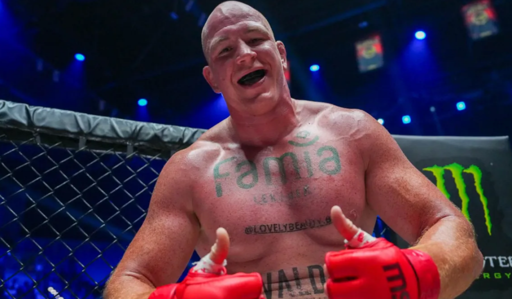 Poddał Wrzoska i rzucił wyzwanie mistrzowi. Štefan Vojčák chce ponownej walki o pas KSW