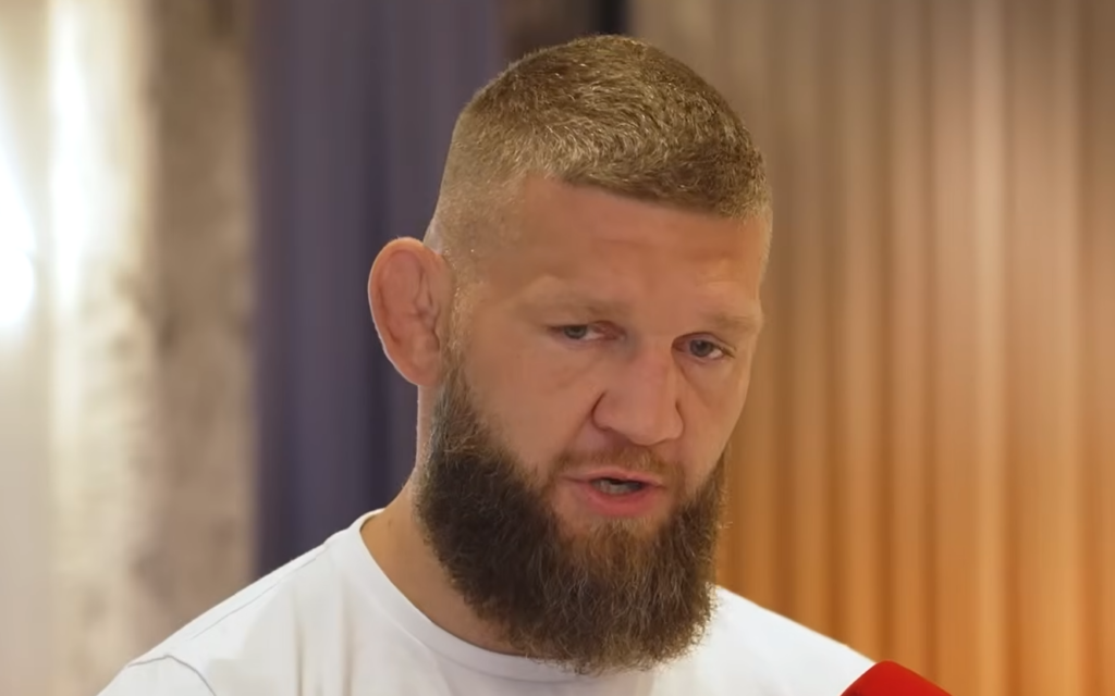 Piotr Kuberski wyjaśnił głośną sytuację z siłowni. „Powiedział mi, że jest banderowcem”