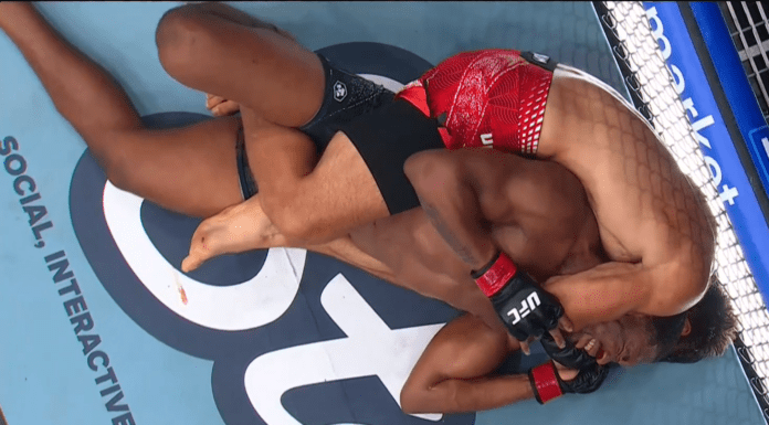 UFC 330: Dustin Stoltzfus poddał Mansura Abdul-Malika w drugiej rundzie [WIDEO]