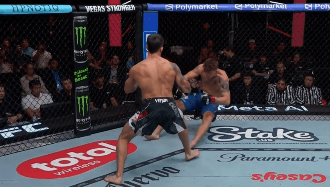 Darren Elkins, Yadier Del Valle
