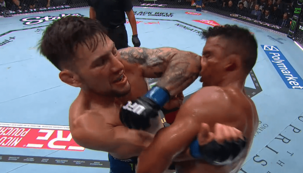 UFC 330: Esteban Ribovics rozbił Edsona Barbozę przed czasem [WIDEO]