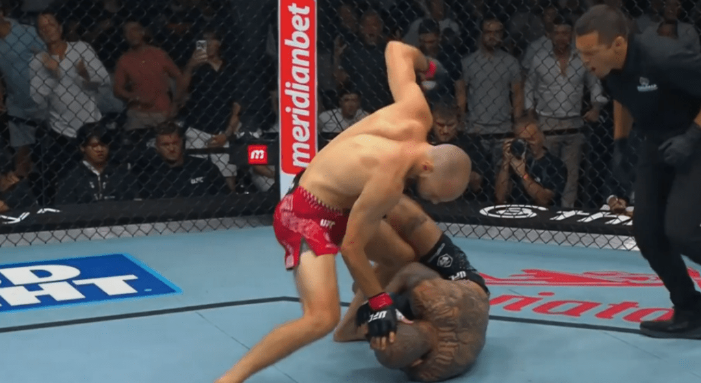 UFC Belgrade: Uroš Medić błyskawicznie znokautował Daniela Rodrigueza w walce wieczoru [WIDEO]