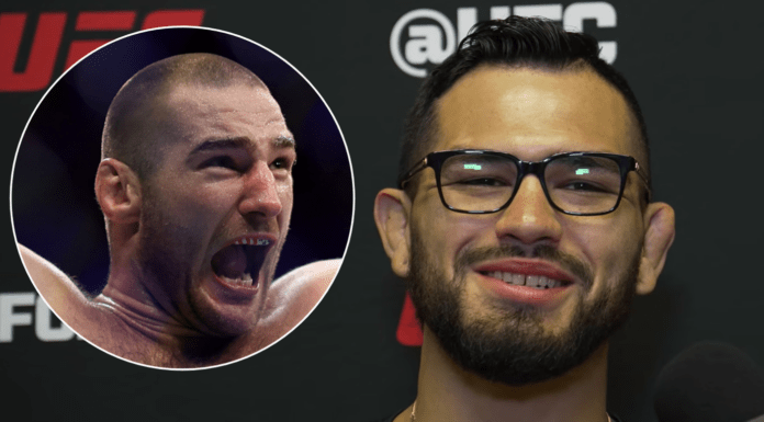 Anthony Hernandez o wspólnych sparingach z Seanem Stricklandem: „Pierwszego dnia po prostu się napier***aliśmy” Anthony Hernandez o wspólnych sparingach z Seanem Stricklandem: „Pierwszego dnia po prostu się napier***aliśmy”